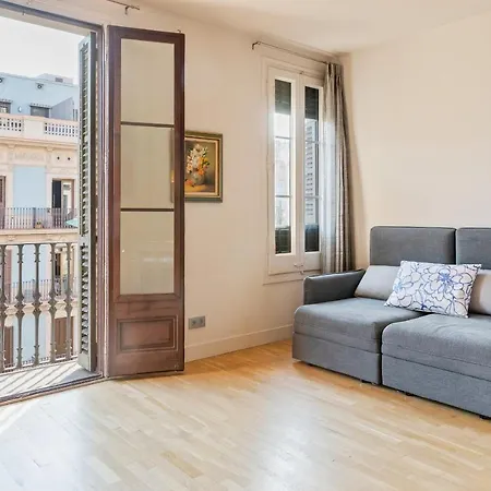 Amazing 2 Bed Apt, Sleeps 6 Nr Eixample *