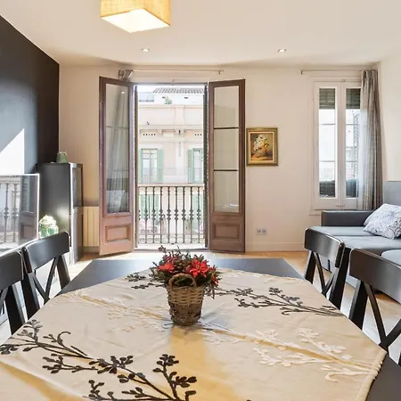 Amazing 2 Bed Apt, Sleeps 6 Nr Eixample Apartment Barcelona